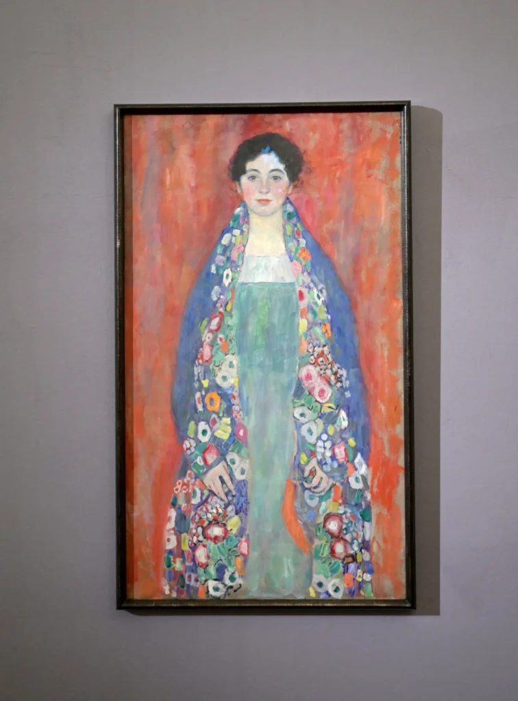 Potret Klimt yang hilang selama hampir satu abad terjual