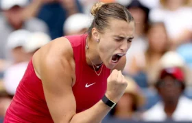 Aryna Sabalenka mengalahkan Iga Świątek untuk maju ke final melawan Jessica Pegula