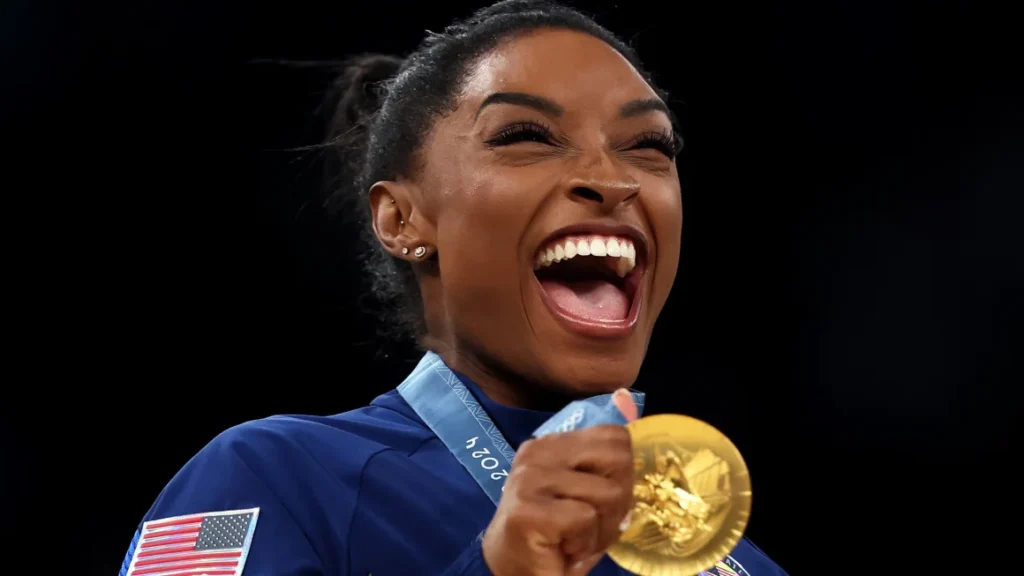 Simone Biles memimpin pesenam AS bertabur bintang 