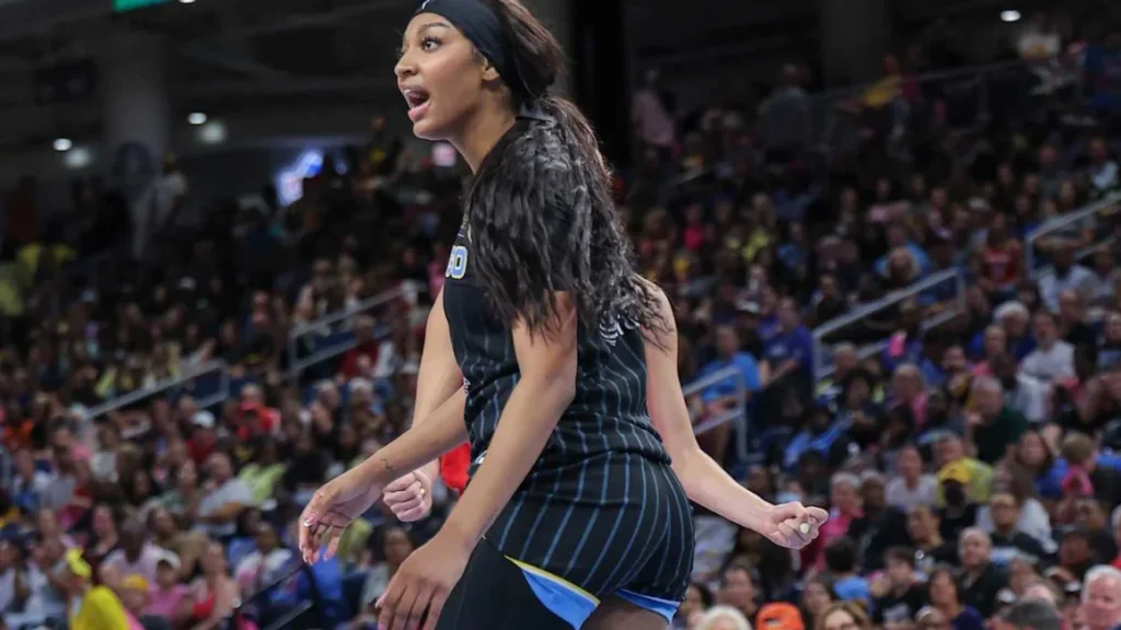 Angel Reese dari Chicago Sky memecahkan rekor rebound satu musim liga 