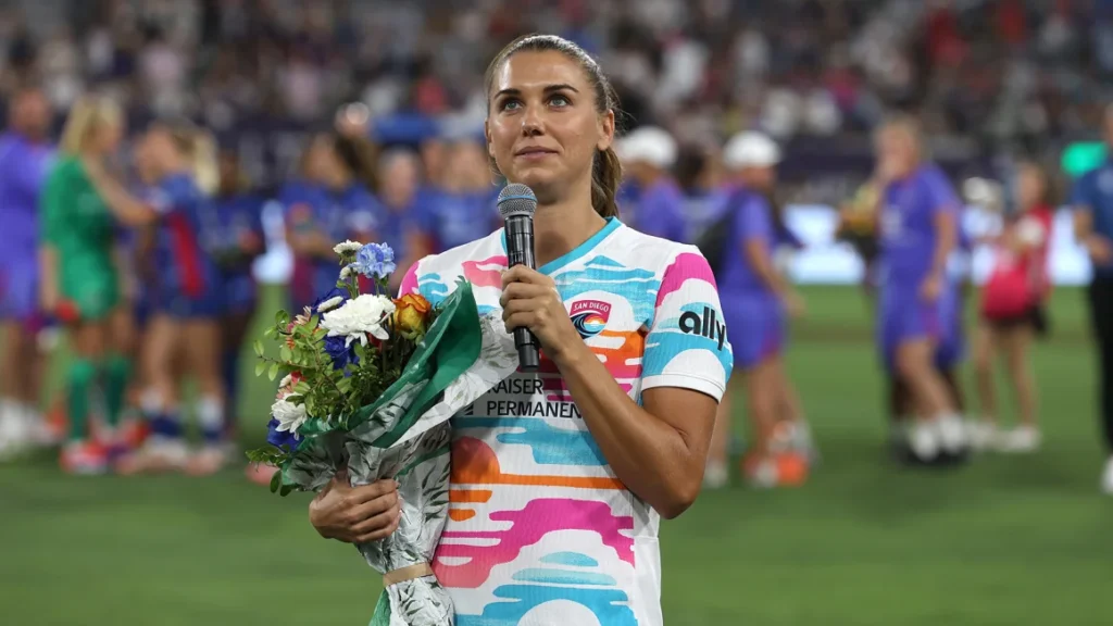 Legenda sepak bola AS Alex Morgan mengucapkan selamat tinggal 