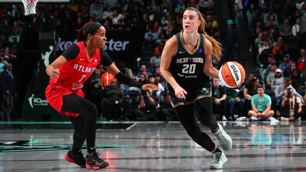 Bintang New York Liberty Sabrina Ionescu dan MVP liga A’ja Wilson menyiapkan pertandingan semifinal