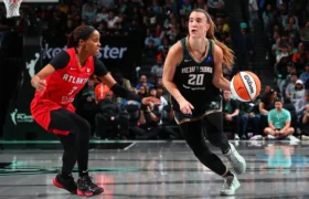 Bintang New York Liberty Sabrina Ionescu dan MVP liga A’ja Wilson menyiapkan pertandingan semifinal