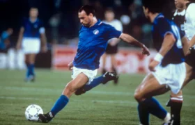 Penghormatan mengalir untuk legenda sepak bola Italia Totò Schillaci